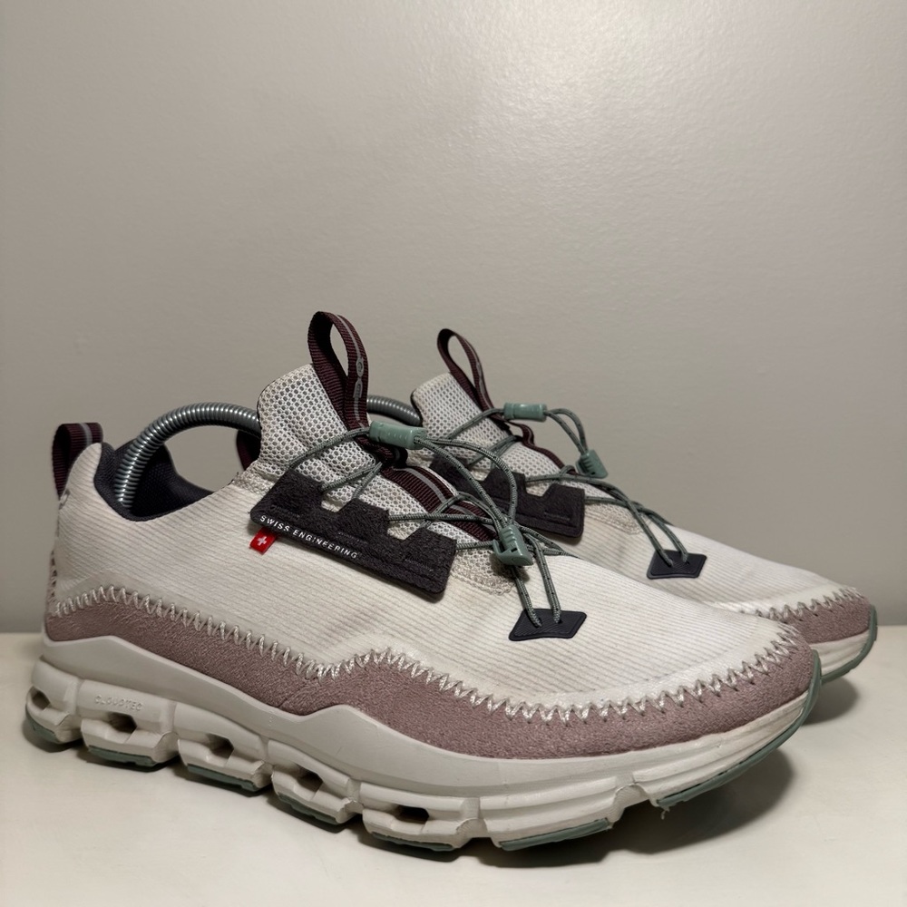 On Cloud Cloudaway Ice Moss White Pink Women’s Size 10 Athletic Running Sneaker